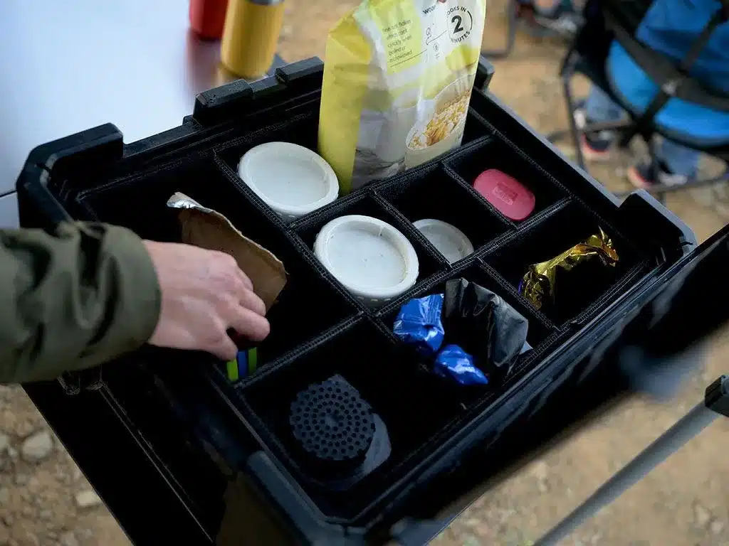 Wolf Pack Pro Hi-Lid Divider Kit 1 – Wolf Customs | 4x4 Accessories and Fitment